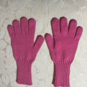 Ladies J.Crew Pink Cashmere Gloves